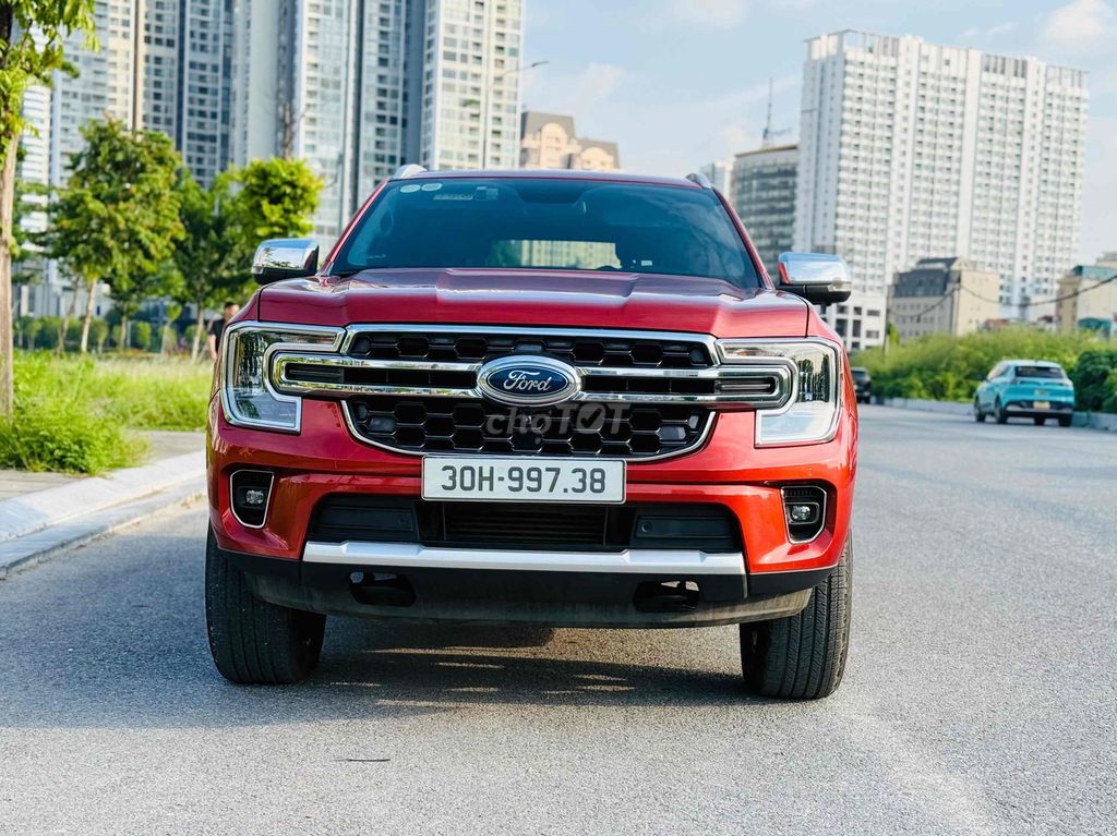 Ford Everest Titanium 2022 1 cầu Đỏ 7 vạn
