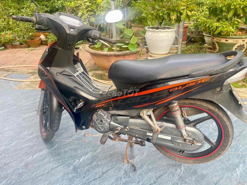 Honda Blade 110 2017 Cam đen 20km. Mua bán Xe máy tại Thị xã Hoài Nhơn Bình Định được đăng bởi Phú Vy hình 6