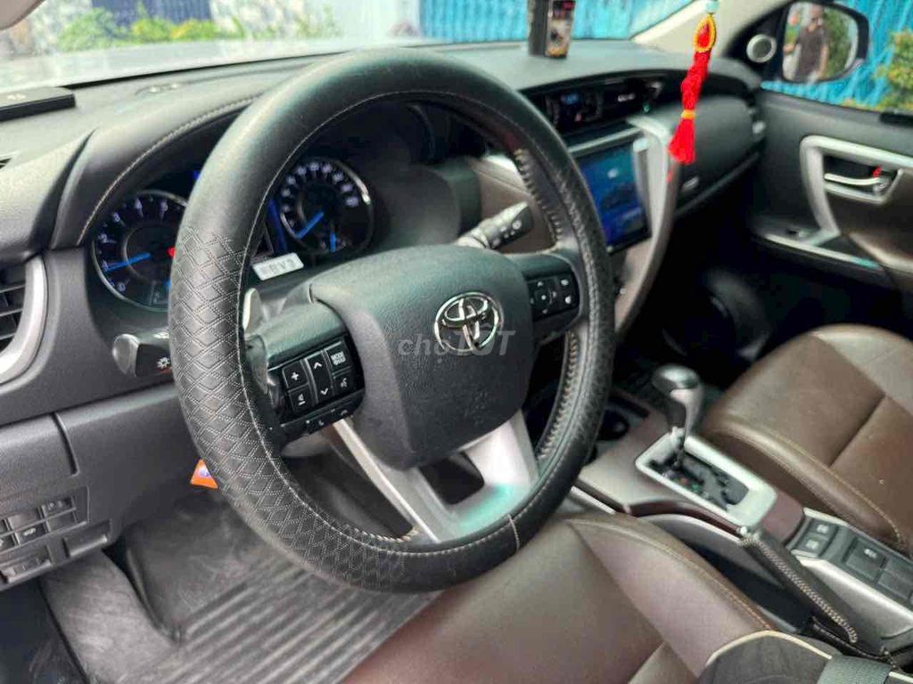 Toyota Fortuner 2018 2.7V 4x2 AT - 45000 km. Mua bán Ô tô tại Quận Bình Thạnh Tp Hồ Chí Minh được đăng bởi phuongneo hình 6