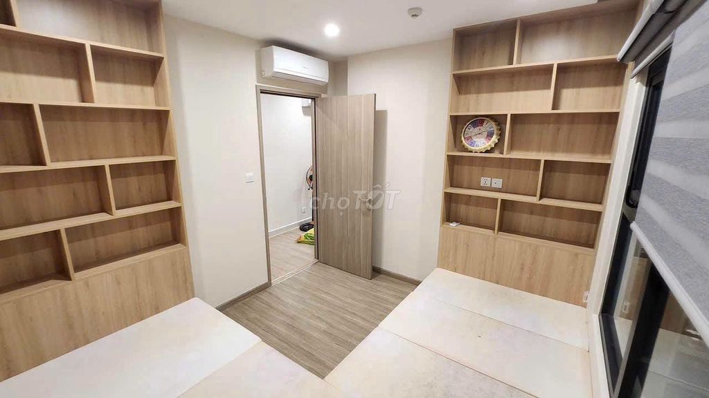 Продается квартира Vinhomes Ocean Park с 2 спальнями, угловая, полностью меблированная, 3,4 миллиарда долларов