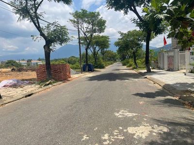 Đất TĐC Hòa Ninh 2 giá rẻ Đà Nẵng. Mua bán đất tại Huyện Hòa Vang Đà Nẵng được đăng bởi Lý Văn Tươi