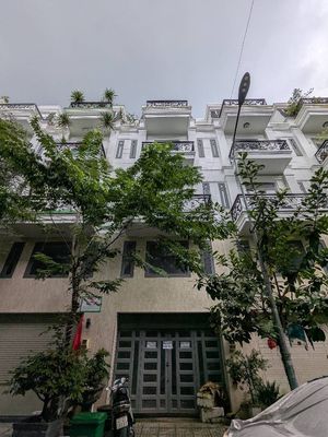 NHỈNH 5 TỶ - Q12 - HXH - 5 TẦNG NHÀ THÔ THIẾT KẾ RIÊNG - SÁT GÒ VẤP