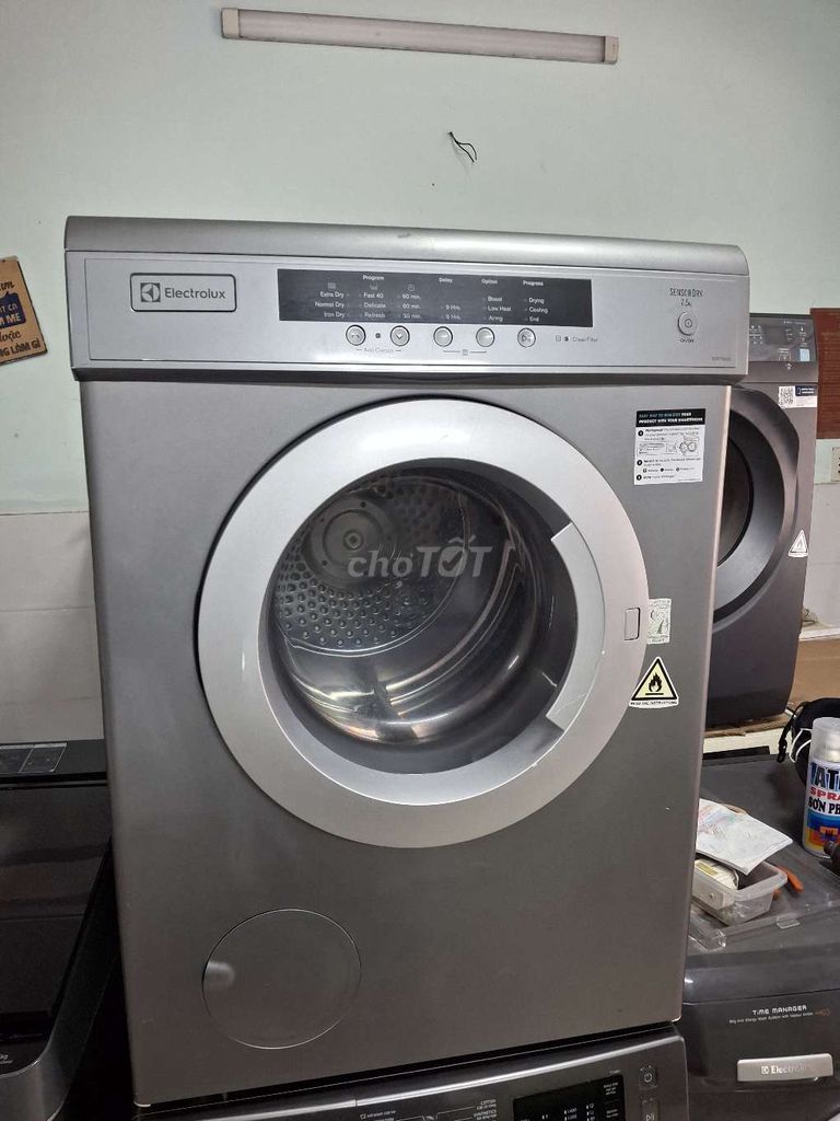 Máy sấy quần áo Electrolux 7.5kg Xám. Mua bán Máy giặt tại Quận 8 Tp Hồ Chí Minh được đăng bởi  Thành điện lạnh hình 1