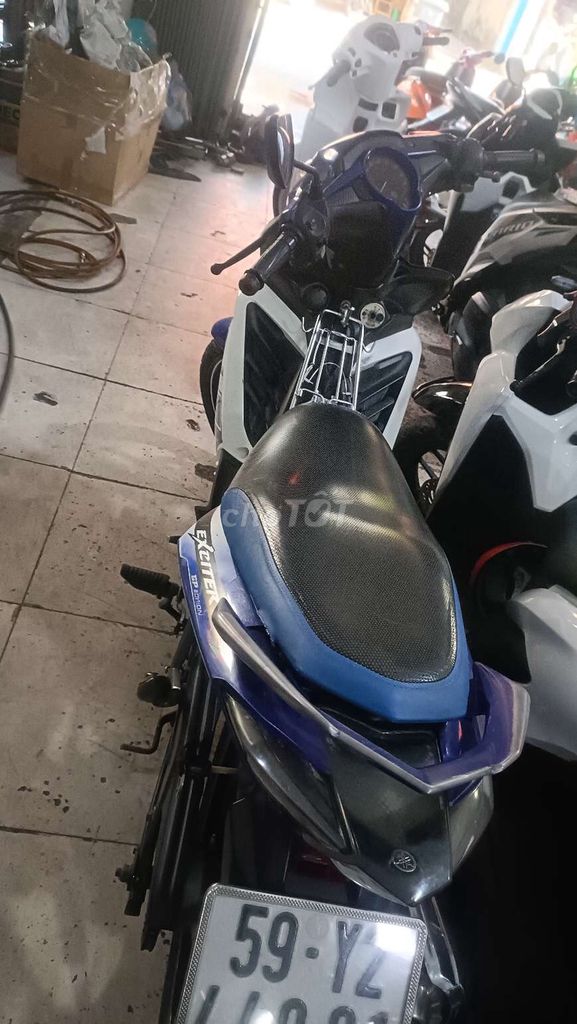 Yamaha Exciter 135 2014 Xanh trắng. Mua bán Xe máy tại Quận Bình Tân Tp Hồ Chí Minh được đăng bởi cửa hàng xe máy cũ Tiến phát chuyên bán góp trả trước 0 đồng hình 2