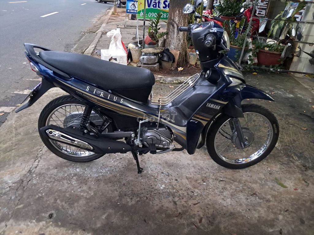 Sirus Fi 2018..Nguyên Zin. Cực êm..72G1. Mua bán Xe máy tại Huyện Đất Đỏ Bà Rịa - Vũng Tàu được đăng bởi Trường hình 3