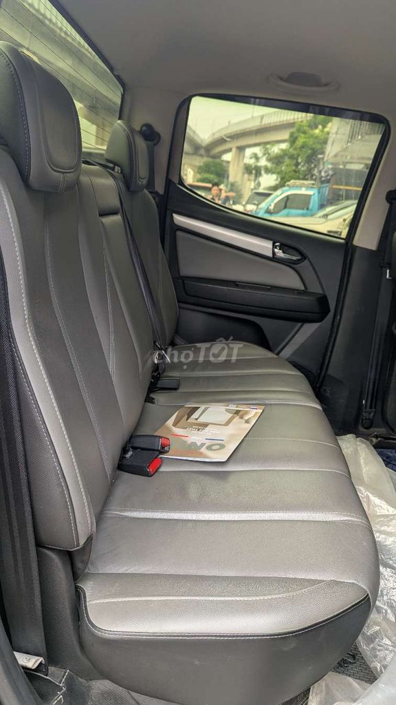 Chevrolet Colorado LTZ 4x4AT 2019 Черный 16000 км