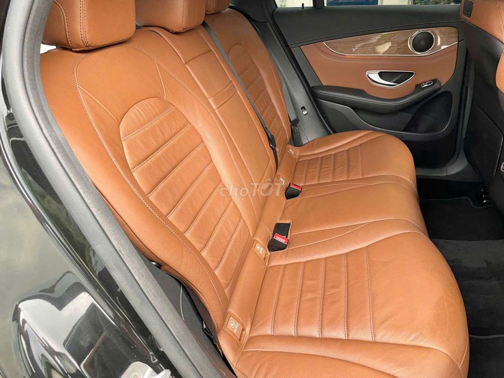 MERCEDES GLC250. Mua bán Ô tô tại Thành phố Thủ Đức Tp Hồ Chí Minh được đăng bởi Ms Hiệp  hình 13