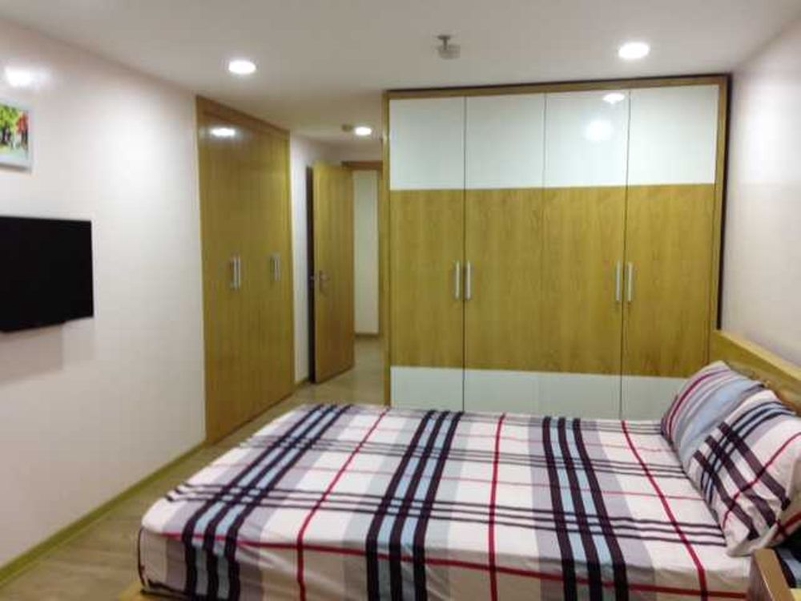 SAMPLE_HOUSE