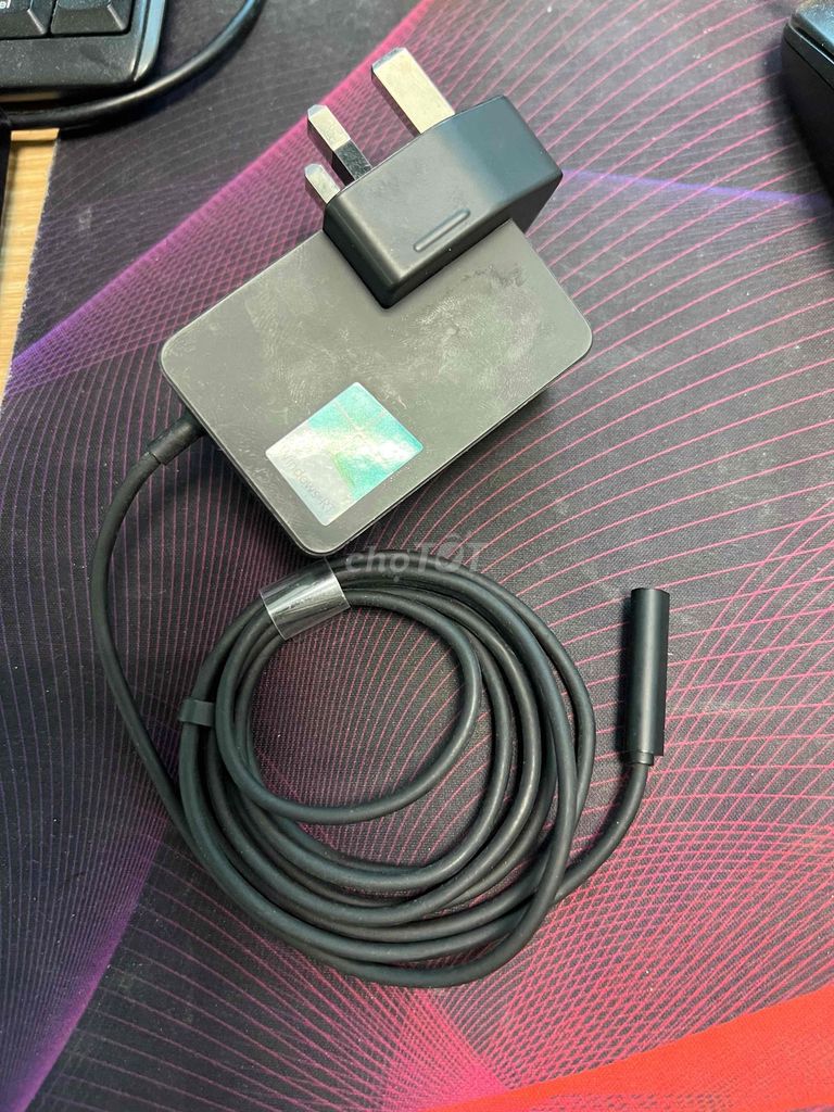 Sạc Surface 1513 Đen. Mua bán Phụ kiện (Màn hình, Chuột...) tại Quận 3 Tp Hồ Chí Minh được đăng bởi Tan Nguyen hình 1