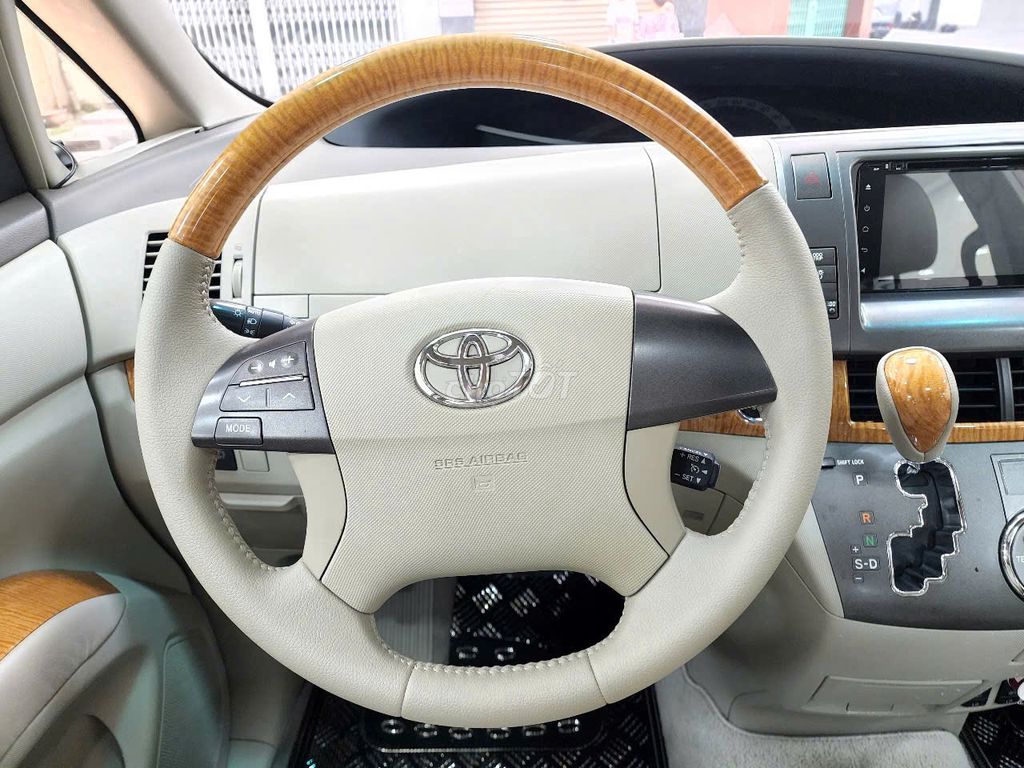 Toyota Previa bản cao nhất, xe nhà trùm mền. Mua bán Ô tô tại Quận 10 Tp Hồ Chí Minh được đăng bởi Chị My  hình 11