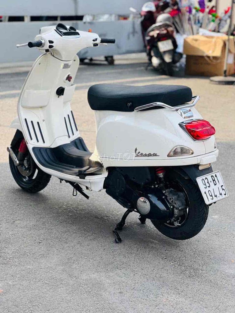 PIAGGIO VESPA S 125cc 3Vie .Đèn Vuông -HỖ TRỢ GÓP. Mua bán Xe máy tại Quận Gò Vấp Tp Hồ Chí Minh được đăng bởi CẦM ĐỒ NĂM LINH hình 3