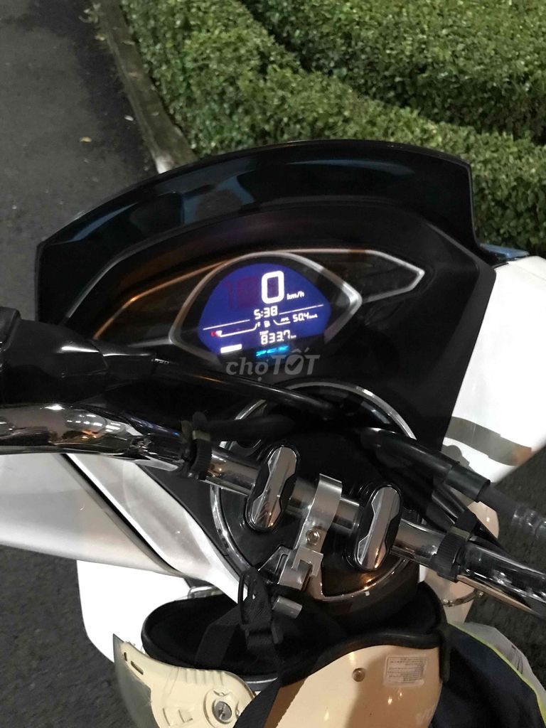 Honda PCX-2019/125cc. Mua bán Xe máy tại Quận Gò Vấp Tp Hồ Chí Minh được đăng bởi Huy hình 1
