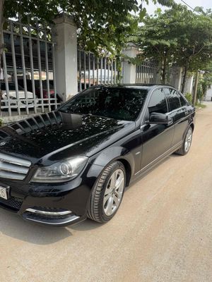 Mercedes Benz C Class 2012 C200 , Bstp chính chủ. Mua bán Ô tô tại Huyện Hóc Môn Tp Hồ Chí Minh được đăng bởi Nguyễn Dương Định