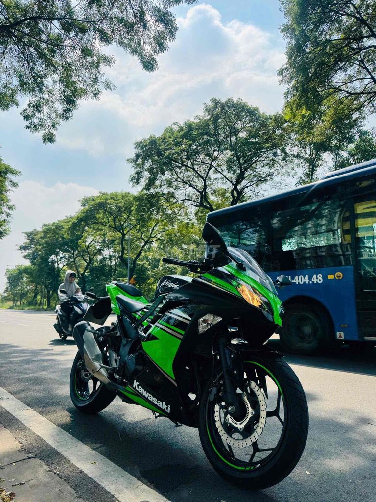 Bán Ninja300 ABS odo7k chuẩn mới keng. Mua bán Xe máy tại Thành phố Thủ Đức Tp Hồ Chí Minh được đăng bởi SHOP XE LƯỚT TUẤN DUY MOTOR LINH XUÂN THỦ ĐỨC hình 4