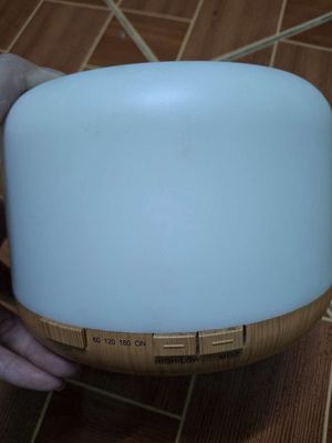 Máy xông tinh dầu. Mua bán Nội thất, đồ gia dụng khác tại Quận Gò Vấp Tp Hồ Chí Minh được đăng bởi Nguyễn Ngọc Trâm