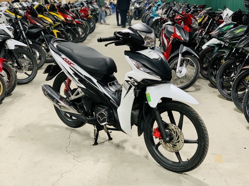 XE MÁY THANH TÙNG - HONDA WAVE RSX 110 FI VÀNH ĐÚC