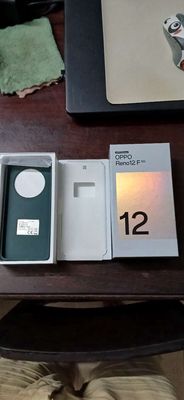 OPPO Reno12 F 5G Xanh 256GB bán dùm đứa e