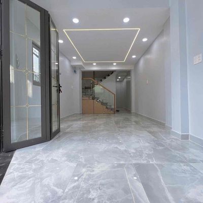 Nhà Đẹp Quận 4- Đoàn Văn Bơ