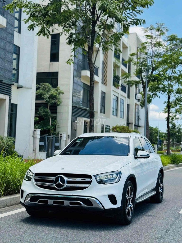 Mercedes Benz GLC 2020 200 4MATIC - 60000 km. Mua bán Ô tô tại Quận Hoàng Mai Hà Nội được đăng bởi Mr Tài hình 3