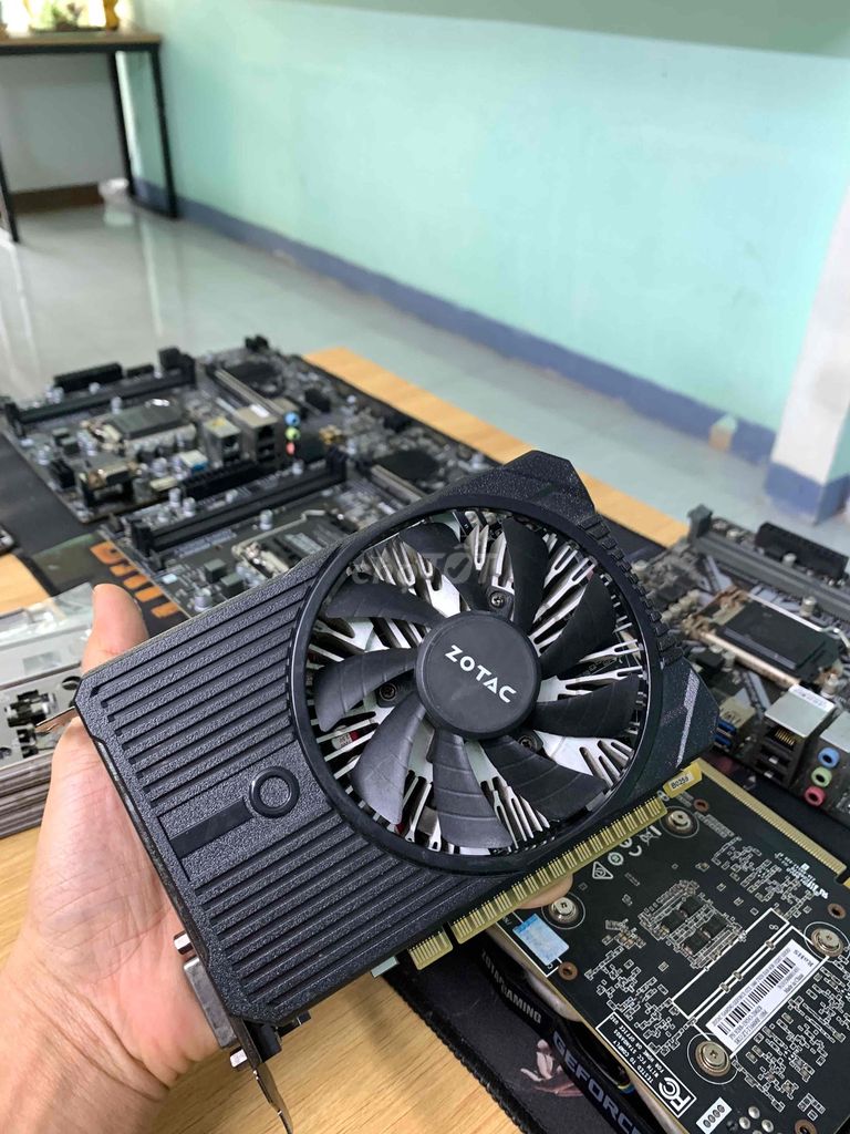 Card màn hình Zotac GTX 1050 2GB đã sử dụng. Mua bán Linh kiện (RAM, Card...) tại Thành phố Quảng Ngãi Quảng Ngãi được đăng bởi Máy Tính Thế Nhân hình 1