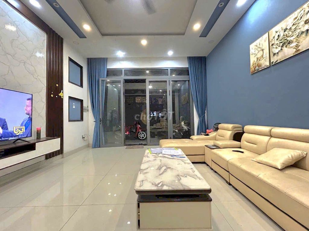 Продается таунхаус Centana Dien Phuc Thanh, район 9, 1 цокольный этаж, 100 м2