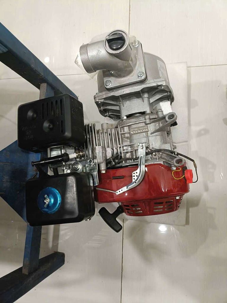 Máy bơm nước Honda GX 200 Nhật Bản. Mua bán Đồ chuyên dụng, Giống nuôi trồng tại Huyện Châu Phú An Giang được đăng bởi Đỗ Vương Lên hình 1