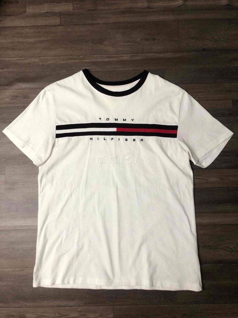 Tommy Hilfiger (M). Mua bán Quần áo tại Quận Bình Thạnh Tp Hồ Chí Minh được đăng bởi TIỆM ĐỒ SI HIỆU hình 1