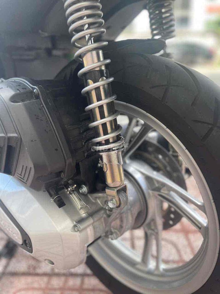 bán xe sh 160 cc. Mua bán Xe máy tại Quận 8 Tp Hồ Chí Minh được đăng bởi tuấn  hình 3