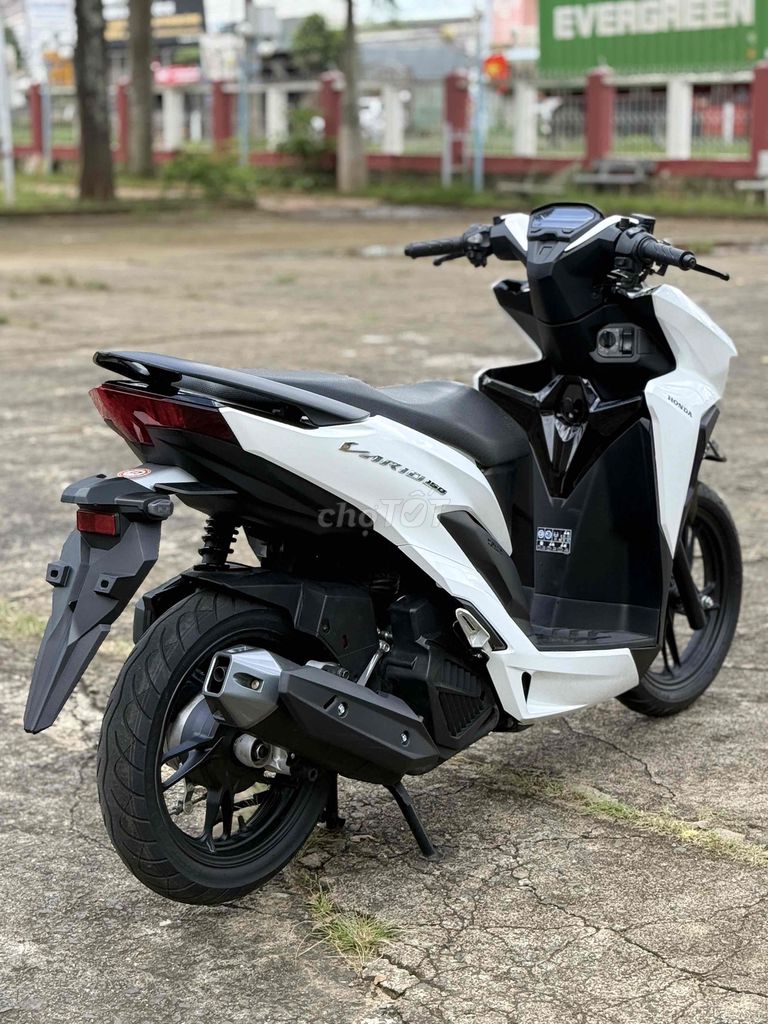 Honda Vario 150 Trắng đen. Mua bán Xe máy tại Thành phố Buôn Ma Thuột Đắk Lắk được đăng bởi Khánh Ng hình 2