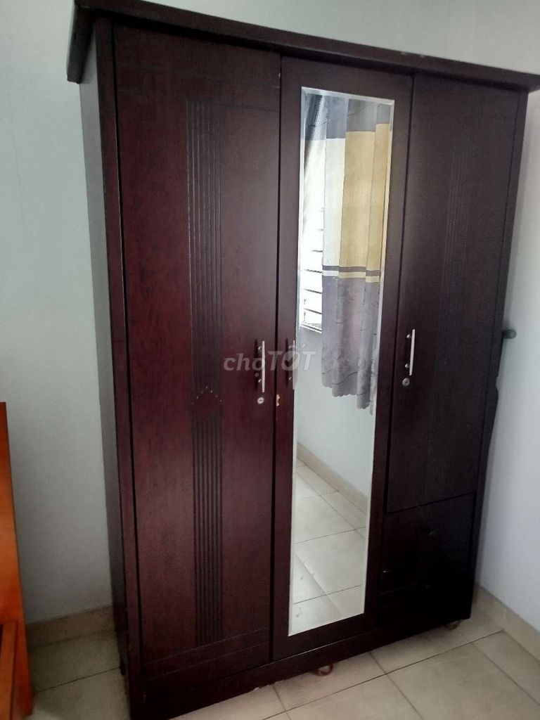Tủ quần áo gỗ thật, mới, đẹp, lớn