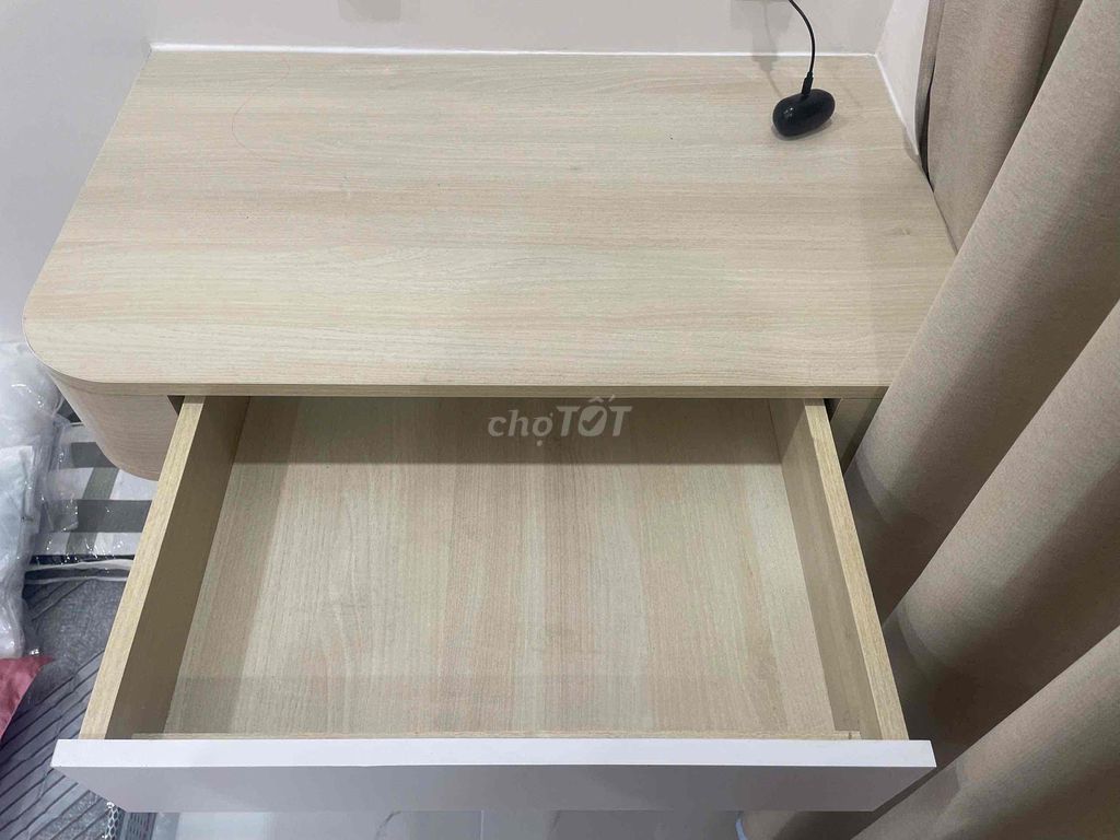 TỦ TRANG ĐIỂM - CHƯA QUA SỬ DỤNG