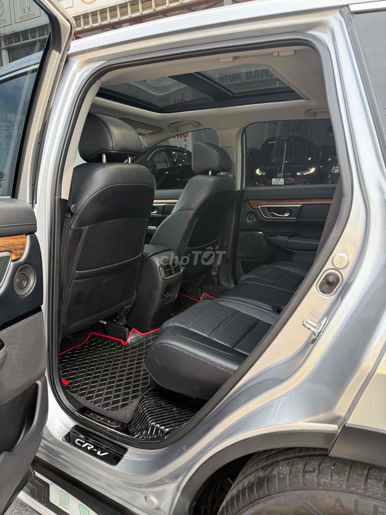 CR-V 1.5L Turbo Sản Xuất 2019 109.000km Chuẩn. Mua bán Ô tô tại Quận 12 Tp Hồ Chí Minh được đăng bởi Tân hình 11