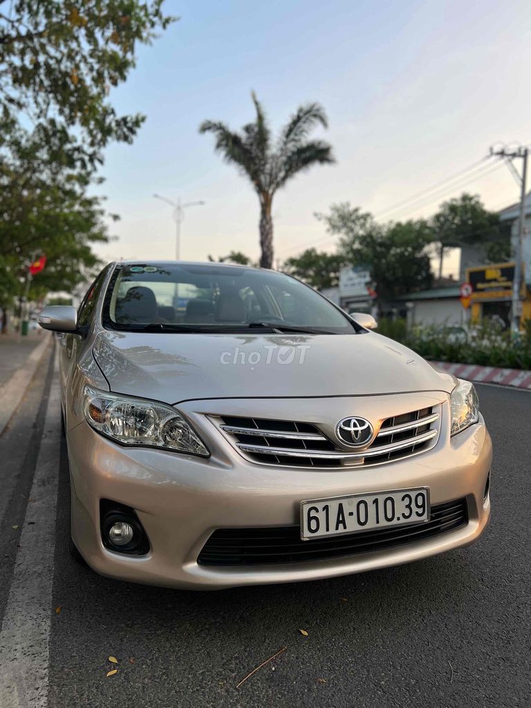 Toyota Corolla Altis 2011 1.8G MT - 61000 km