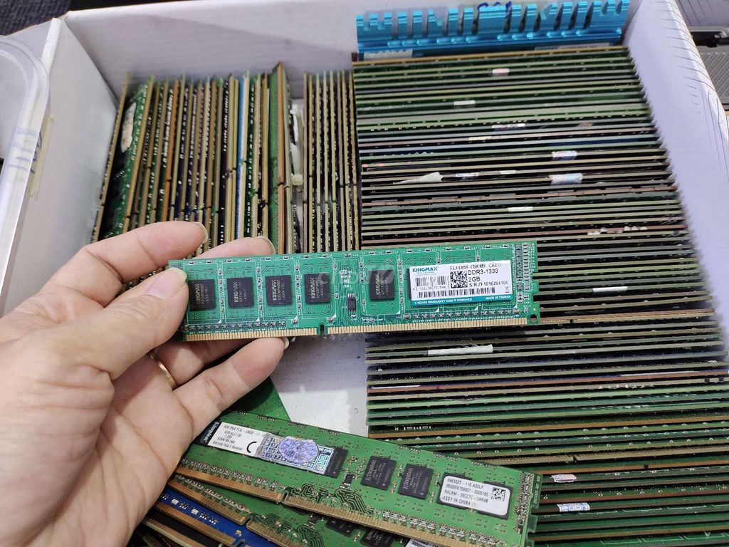 SẴN SL RAM MÁY BÀN DDR3 2GB LẮP MÁY BAO ÊM RIN