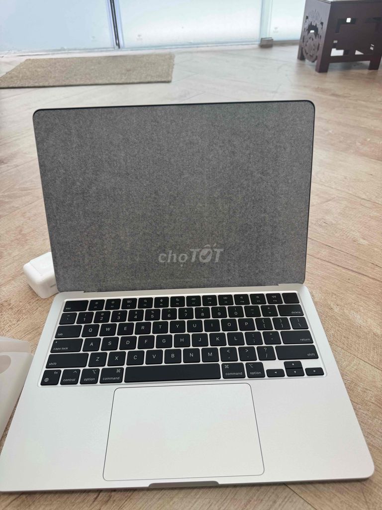 MBA 13" M3 (8CPU/10GPU/16GB/512GB) SILVER, LL/A NE. Mua bán Laptop tại Quận 1 Tp Hồ Chí Minh được đăng bởi nguyễn văn tùng hình 4