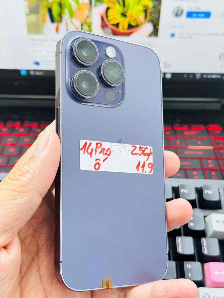 14pro ố nhẹ  zin full quốc tế có hỗ trợ góp. Mua bán Điện thoại tại Thành phố Dĩ An Bình Dương được đăng bởi Phúc hình 1