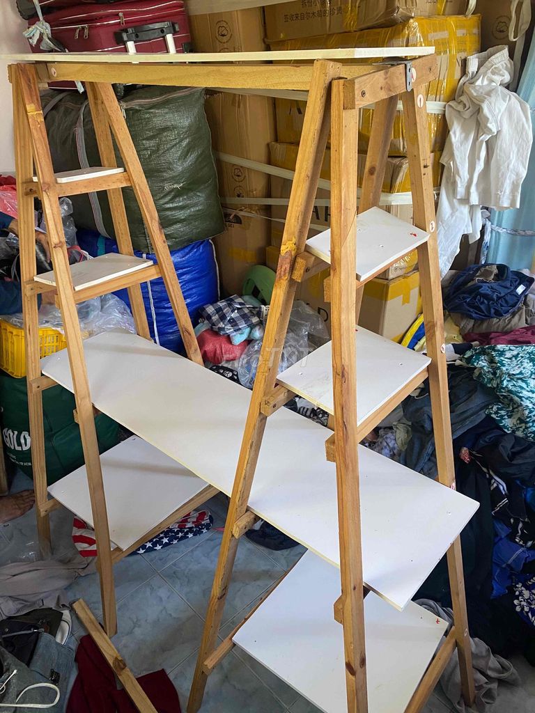 Kệ trang trí Gỗ 1m5x1m5x60cm. Mua bán Tủ, kệ gia đình tại Quận 12 Tp Hồ Chí Minh được đăng bởi Lê Bùi Bằng Tuân hình 1