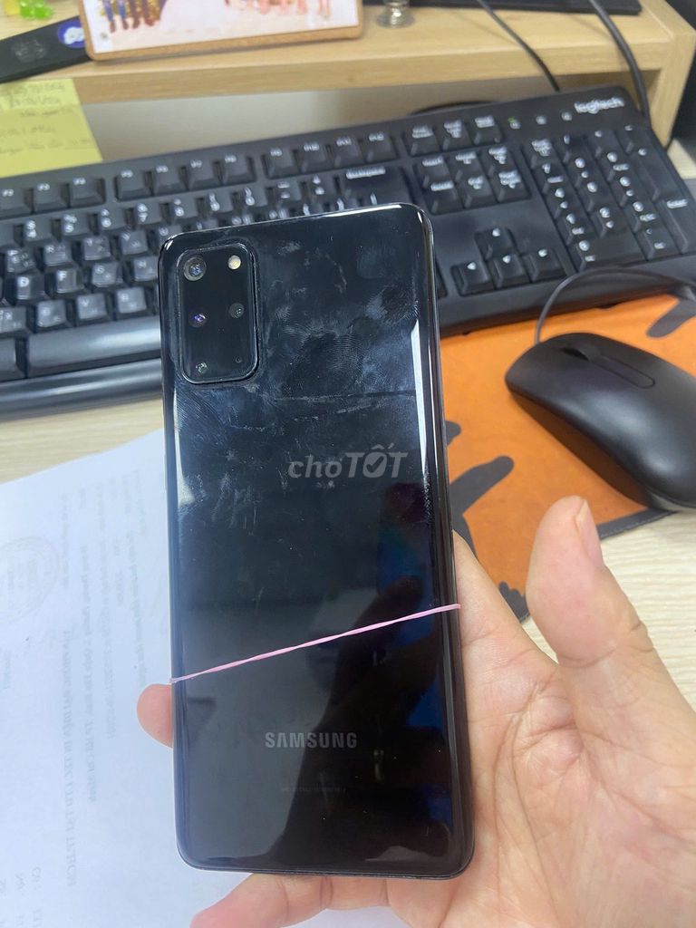 Samsung S20 Plus Đen Hỏng màn hình. Mua bán Điện thoại tại Quận 7 Tp Hồ Chí Minh được đăng bởi Lê phạm vi thảo hình 1