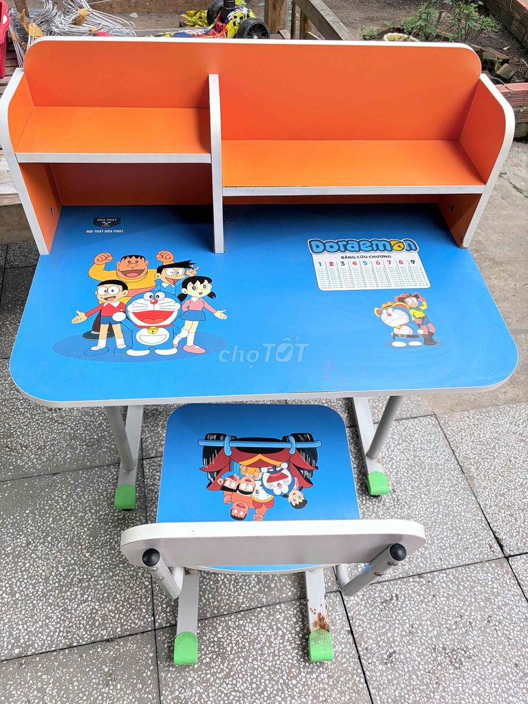 Bàn học Doraemon Gỗ Xanh Cam cho bé. Mua bán Bàn ghế tại Huyện Hòa Thành Tây Ninh được đăng bởi Xuân Nghi hình 1