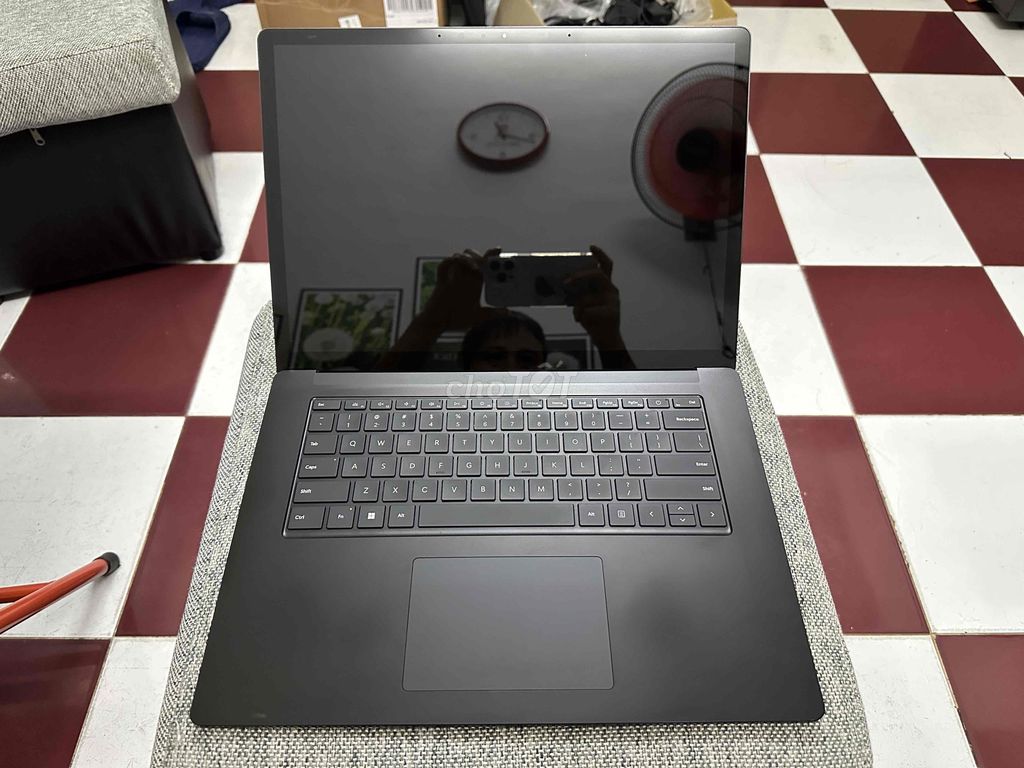 Microsoft Surface Laptop 5 i7/32G/1T 15 inch Đen. Mua bán Laptop tại Quận 1 Tp Hồ Chí Minh được đăng bởi Hữu Surface hình 1