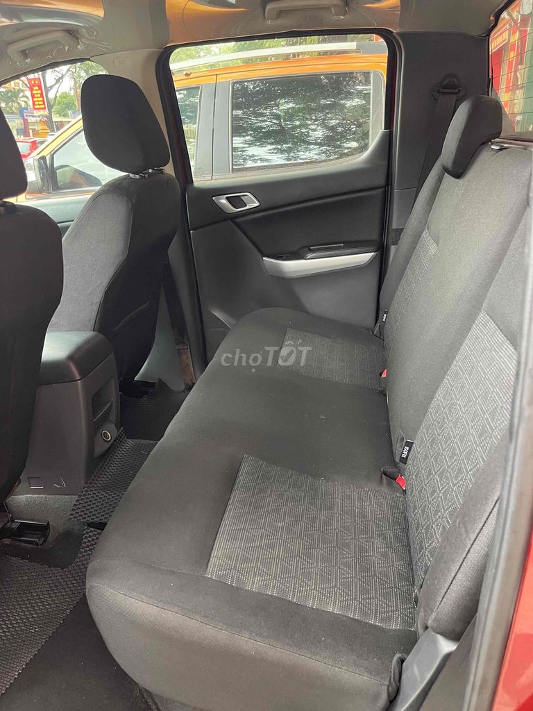 xe gia đình. Mua bán Ô tô tại Thành phố Buôn Ma Thuột Đắk Lắk được đăng bởi thành hình 8