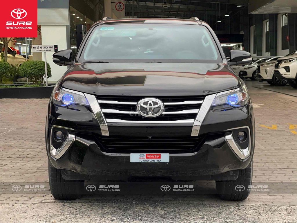 Toyota Fortuner 2017 2.7V 4x2 - full phụ kiện