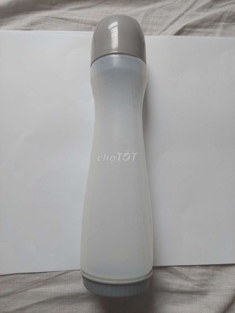 Chai trộn bột Nhựa 700ml Trắng Xám Mới 100%. Mua bán Dụng cụ nhà bếp tại Quận Nam Từ Liêm Hà Nội được đăng bởi Hoàng Kiên hình 1