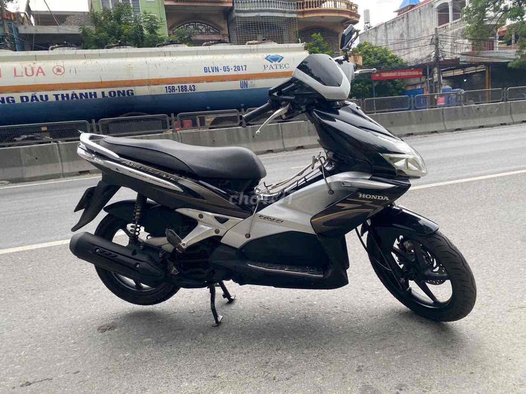 Airblade fi zin chất đẹp như hình. Mua bán Xe máy tại Quận Hồng Bàng Hải Phòng được đăng bởi Ly  hình 4