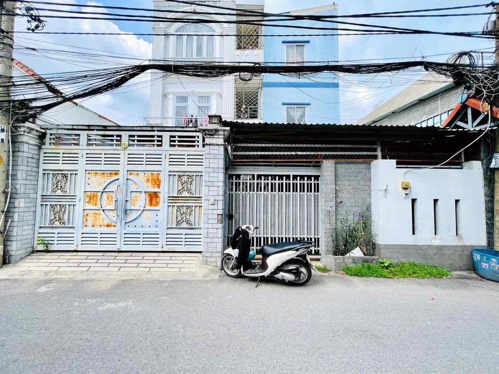 HIỆP BÌNH PHƯỚC - QUỐC LỘ 13 - NHÀ 4 TẦNG - 16 tỷ 5.