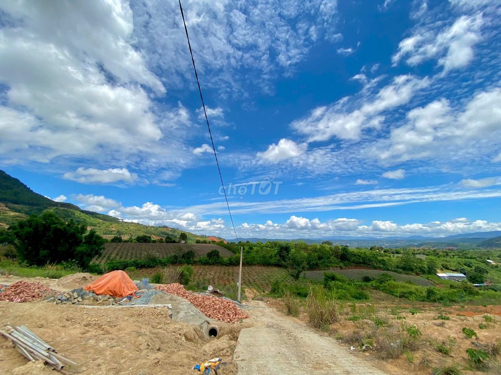 Bán đất 1000m2 nghĩ dưỡng gần UBND Đông Thanh