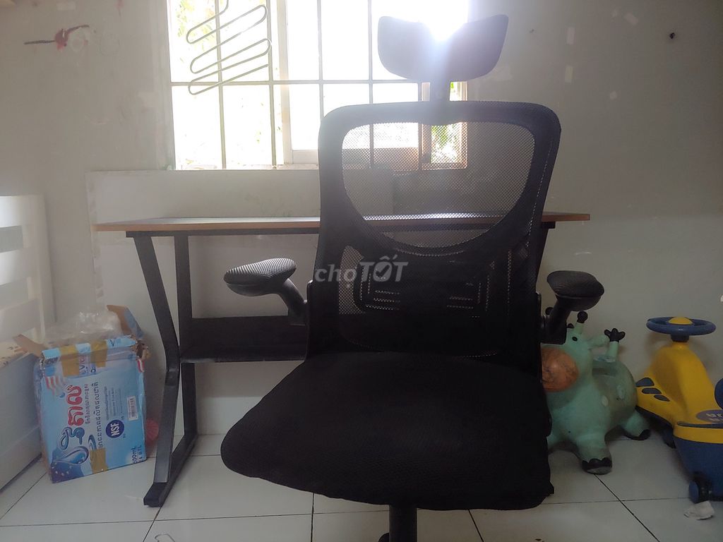 Bán bàn ghế. Mua bán Bàn ghế tại Thành phố Thủ Dầu Một Bình Dương được đăng bởi Đặng Quang Đồng hình 1