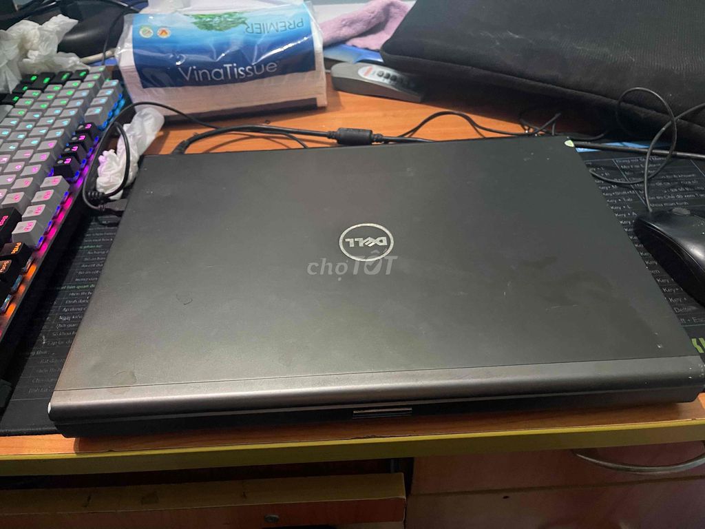 máy laptop trạm