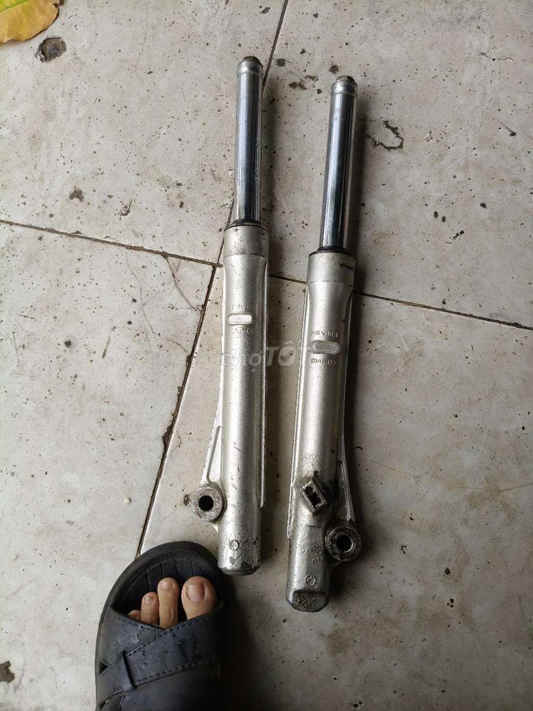 Cần bán gấp phuộc trước wave 2002. Mua bán Phụ tùng xe tại Thành phố Thủ Dầu Một Bình Dương được đăng bởi Hoàng  hình 3