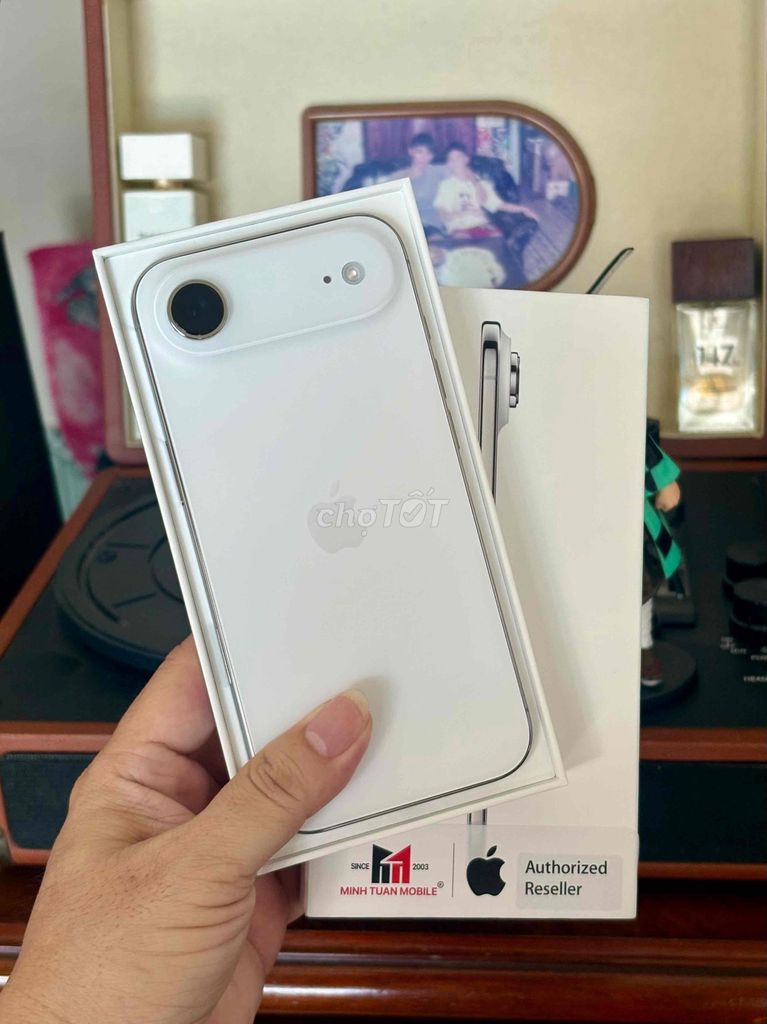 iphone Air 256G White ZP/A Lướt Sạc 22L BH 4/2027. Mua bán Điện thoại tại Thành phố Thủ Đức Tp Hồ Chí Minh được đăng bởi Phạm Thái Mobile hình 1